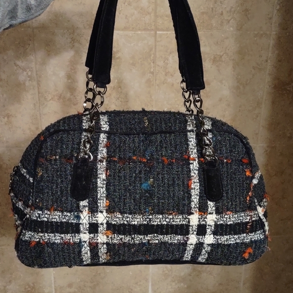Vera Bradley Black and White Plaid Shoulder Bag - Picture 3 of 11